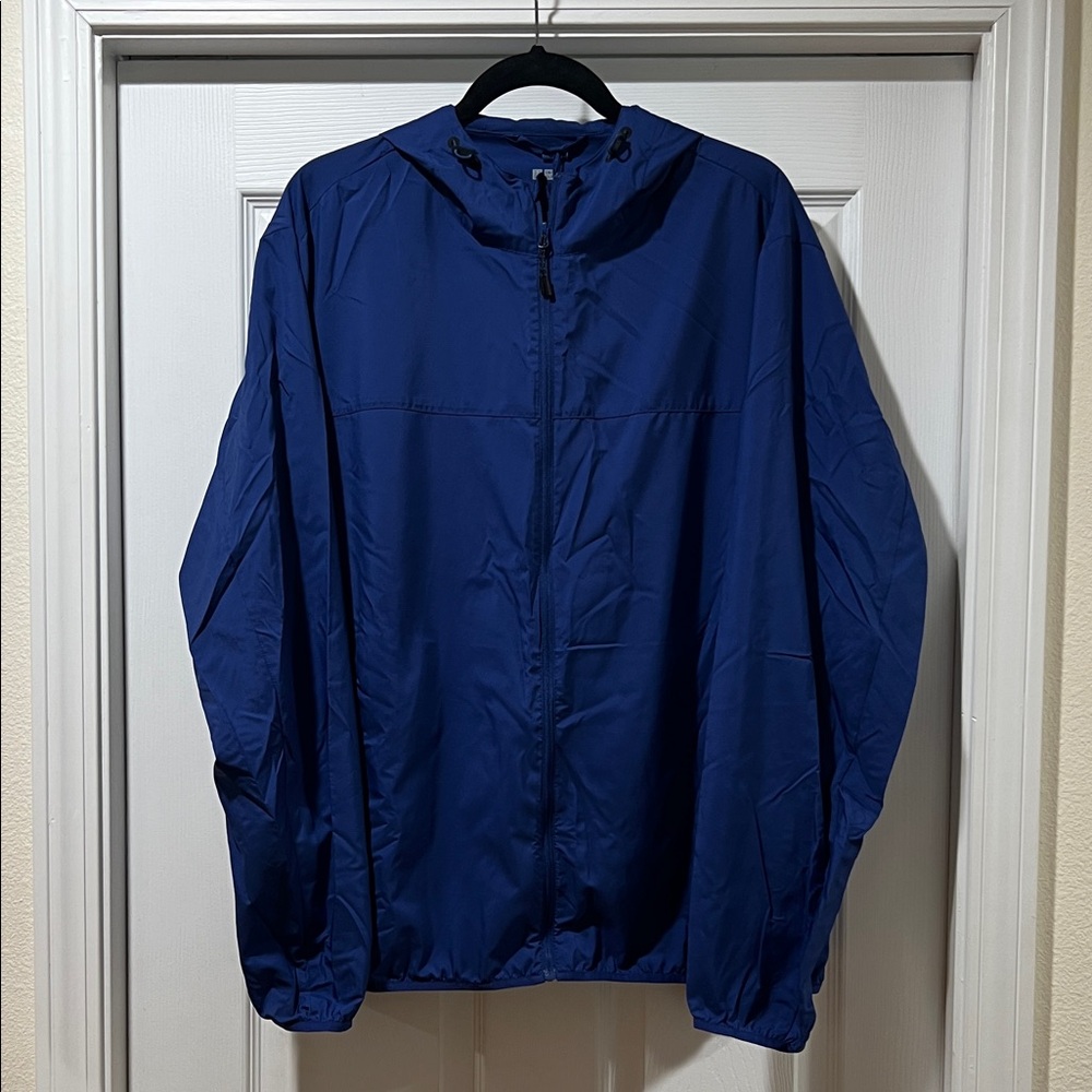 Uniqlo Men's Deep Blue Windbreaker.  Brand New.